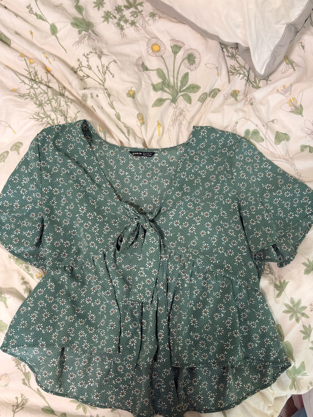 Green Floral babydoll Tie-Front Top